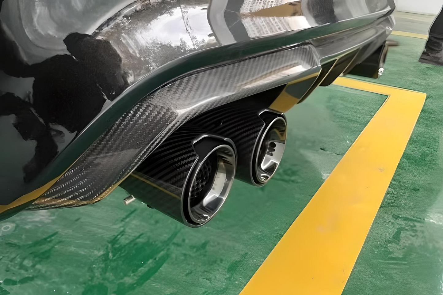 F8X Carbon Fiber Exhaust tips