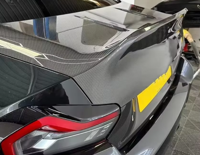 CSL Style Carbon Fiber Trunk - G87 M2