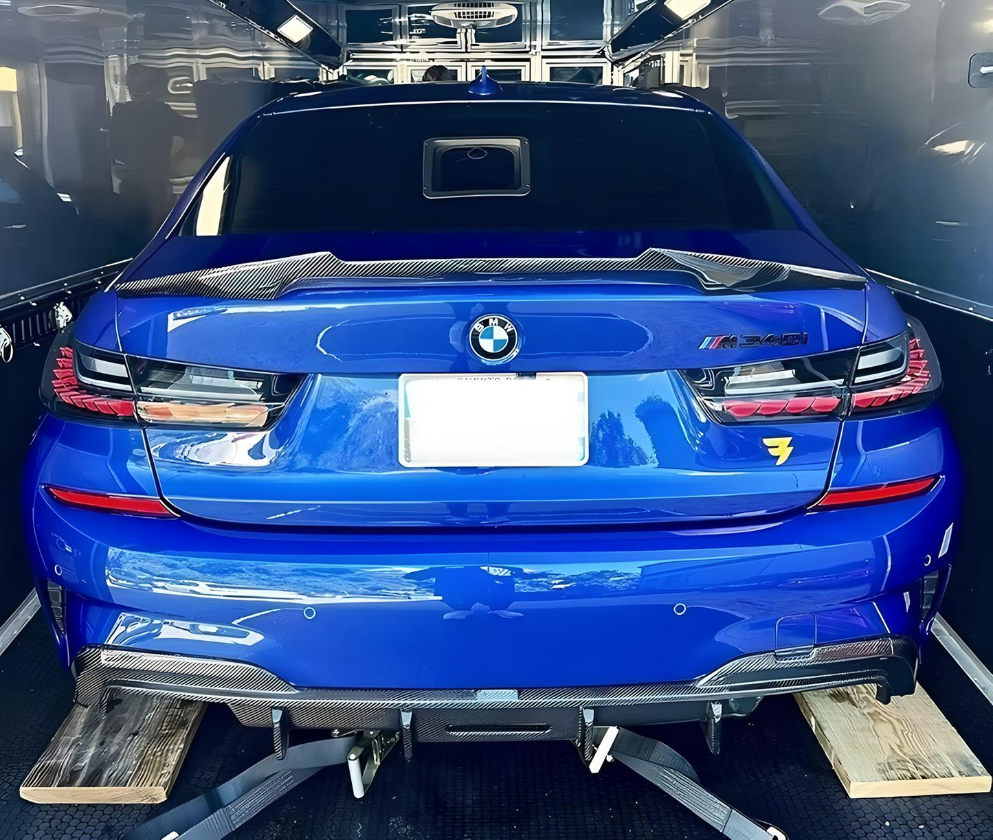 G-Series Carbon Fiber M4 Style Spoiler